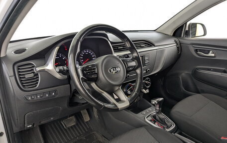 KIA Rio IV, 2021 год, 1 075 000 рублей, 15 фотография