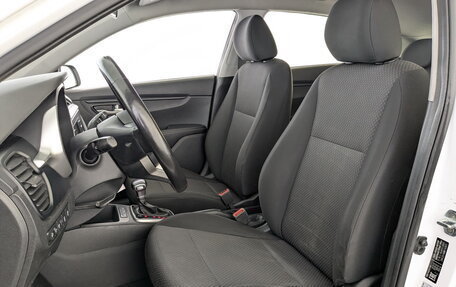 KIA Rio IV, 2021 год, 1 075 000 рублей, 17 фотография