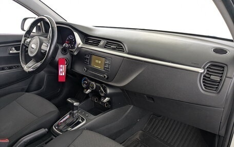 KIA Rio IV, 2021 год, 1 075 000 рублей, 19 фотография