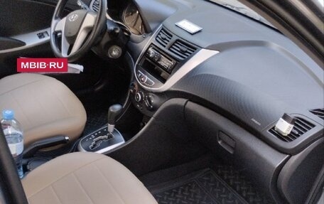 Hyundai Solaris II рестайлинг, 2014 год, 1 130 000 рублей, 10 фотография