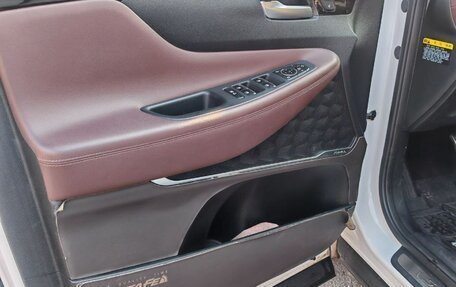 Hyundai Santa Fe IV, 2018 год, 3 000 000 рублей, 6 фотография