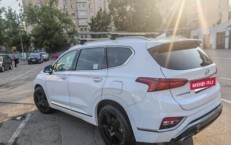 Hyundai Santa Fe IV, 2018 год, 3 000 000 рублей, 5 фотография