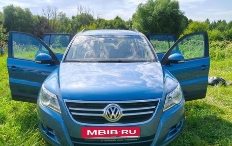 Volkswagen Tiguan I, 2010 год, 1 030 000 рублей, 2 фотография