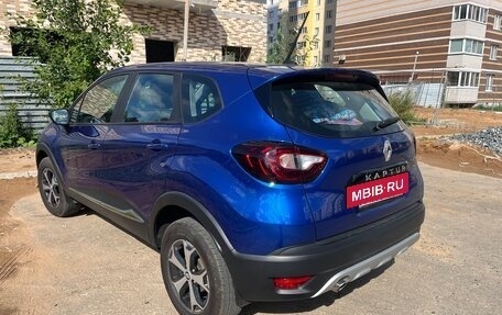 Renault Kaptur I рестайлинг, 2021 год, 1 370 000 рублей, 4 фотография