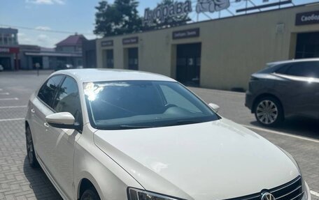 Volkswagen Jetta VI, 2015 год, 1 100 000 рублей, 3 фотография