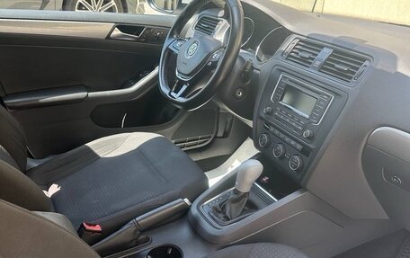 Volkswagen Jetta VI, 2015 год, 1 100 000 рублей, 7 фотография