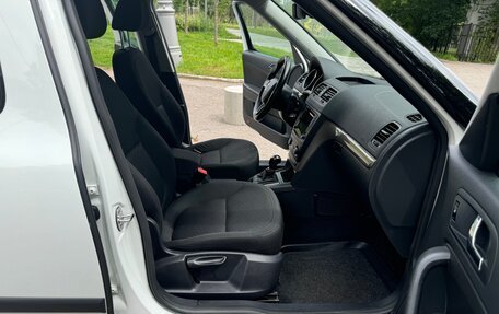 Skoda Yeti I рестайлинг, 2017 год, 1 460 000 рублей, 19 фотография