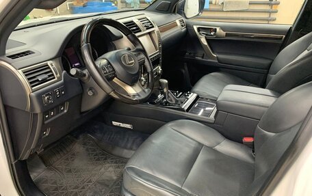 Lexus GX II, 2021 год, 6 990 000 рублей, 11 фотография