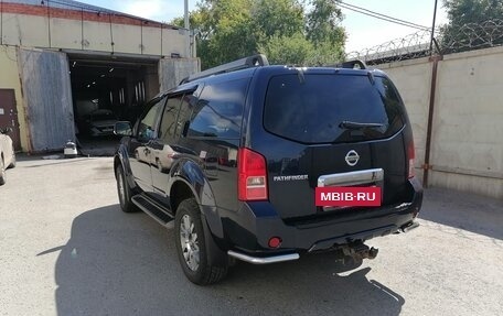 Nissan Pathfinder, 2010 год, 1 700 000 рублей, 3 фотография