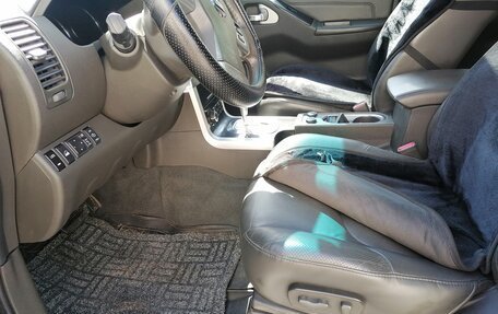 Nissan Pathfinder, 2010 год, 1 700 000 рублей, 13 фотография