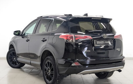 Toyota RAV4, 2017 год, 1 980 000 рублей, 7 фотография