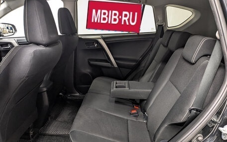 Toyota RAV4, 2017 год, 1 980 000 рублей, 18 фотография