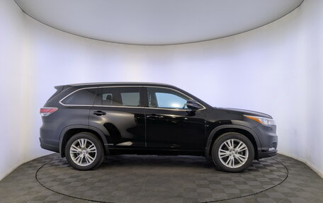 Toyota Highlander III, 2014 год, 2 990 000 рублей, 4 фотография