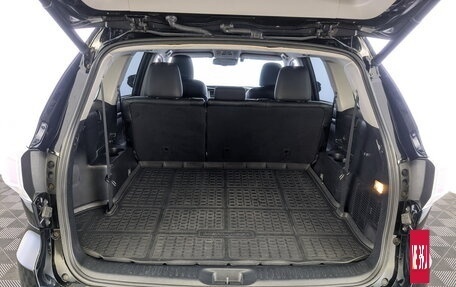 Toyota Highlander III, 2014 год, 2 990 000 рублей, 10 фотография