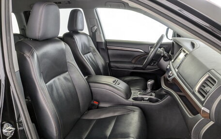 Toyota Highlander III, 2014 год, 2 990 000 рублей, 24 фотография