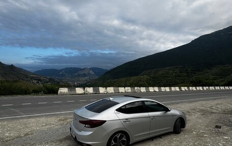 Hyundai Elantra VI рестайлинг, 2019 год, 1 570 000 рублей, 5 фотография