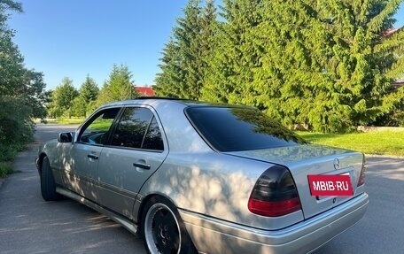 Mercedes-Benz C-Класс, 1995 год, 200 000 рублей, 8 фотография