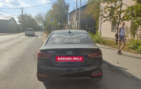 Hyundai Solaris II рестайлинг, 2017 год, 739 800 рублей, 4 фотография