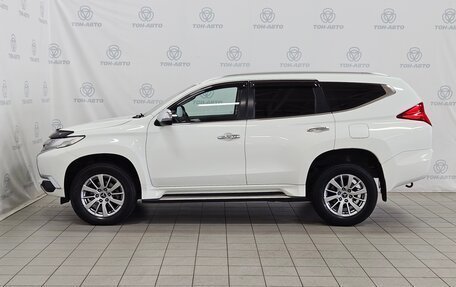 Mitsubishi Pajero Sport III рестайлинг, 2017 год, 1 982 000 рублей, 8 фотография