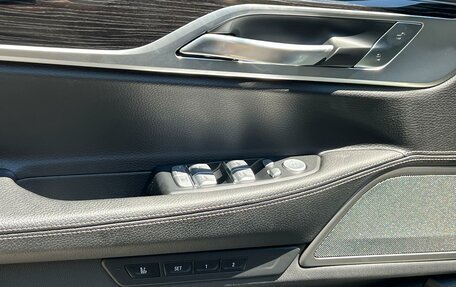 BMW 7 серия, 2020 год, 8 000 000 рублей, 13 фотография