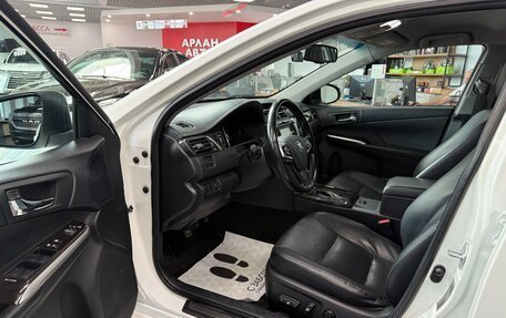 Toyota Camry, 2015 год, 1 890 000 рублей, 5 фотография