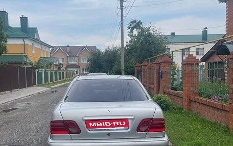 Mercedes-Benz E-Класс, 1999 год, 280 000 рублей, 3 фотография