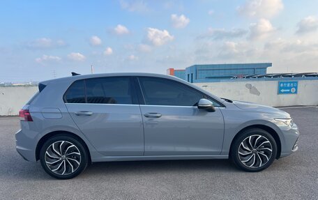 Volkswagen Golf VIII, 2021 год, 1 700 000 рублей, 8 фотография