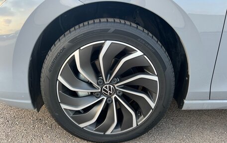 Volkswagen Golf VIII, 2021 год, 1 700 000 рублей, 17 фотография