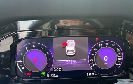 Volkswagen Golf VIII, 2021 год, 1 700 000 рублей, 25 фотография