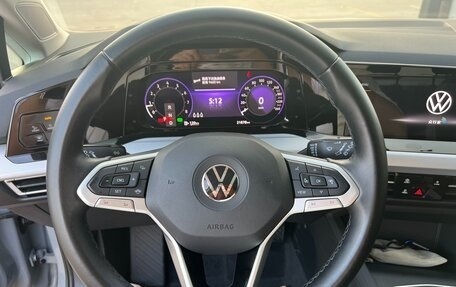 Volkswagen Golf VIII, 2021 год, 1 700 000 рублей, 24 фотография