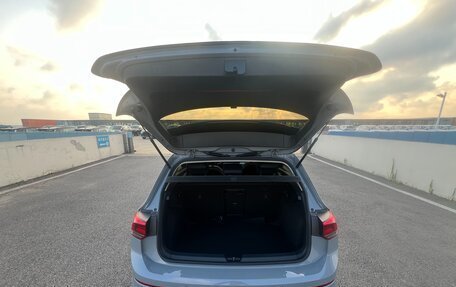 Volkswagen Golf VIII, 2021 год, 1 700 000 рублей, 35 фотография