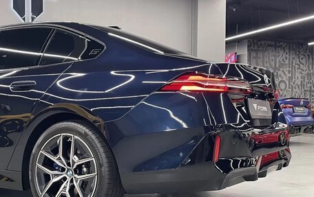 BMW 5 серия, 2023 год, 6 994 000 рублей, 6 фотография