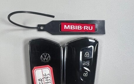 Volkswagen Golf VIII, 2021 год, 1 700 000 рублей, 40 фотография