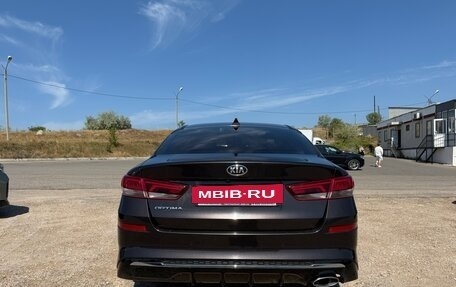 KIA Optima IV, 2018 год, 2 100 000 рублей, 4 фотография