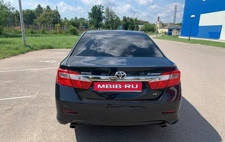 Toyota Camry, 2013 год, 1 800 000 рублей, 13 фотография