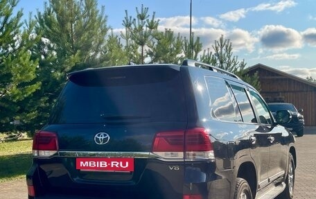 Toyota Land Cruiser 200, 2015 год, 5 350 000 рублей, 6 фотография