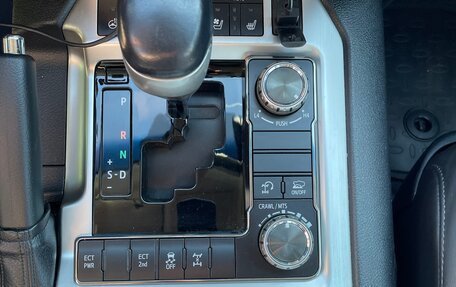 Toyota Land Cruiser 200, 2015 год, 5 350 000 рублей, 17 фотография
