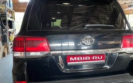 Toyota Land Cruiser 200, 2015 год, 5 350 000 рублей, 14 фотография