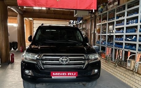 Toyota Land Cruiser 200, 2015 год, 5 350 000 рублей, 13 фотография