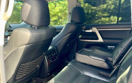 Toyota Land Cruiser 200, 2015 год, 5 350 000 рублей, 28 фотография