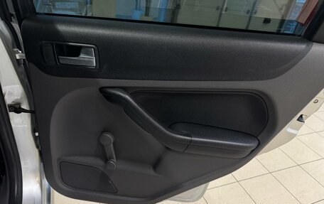Ford Focus II рестайлинг, 2005 год, 590 000 рублей, 17 фотография