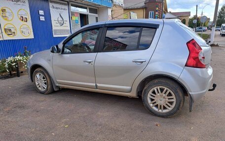 Renault Sandero I, 2012 год, 730 000 рублей, 2 фотография