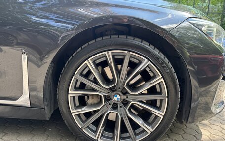 BMW 7 серия, 2019 год, 5 450 000 рублей, 5 фотография