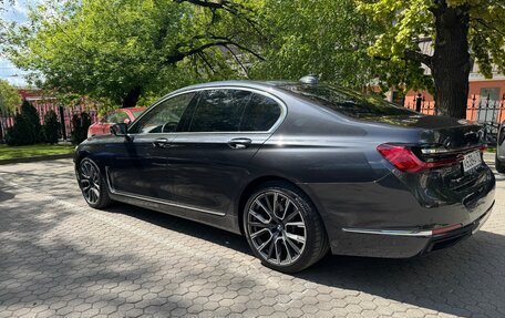 BMW 7 серия, 2019 год, 5 450 000 рублей, 21 фотография