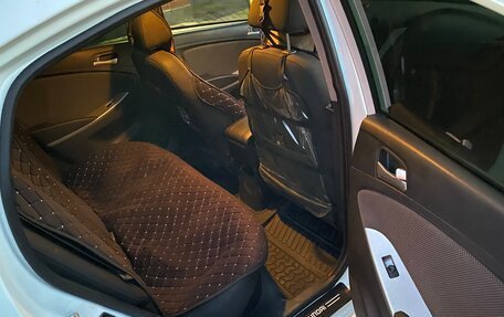 Hyundai Solaris II рестайлинг, 2013 год, 760 000 рублей, 11 фотография