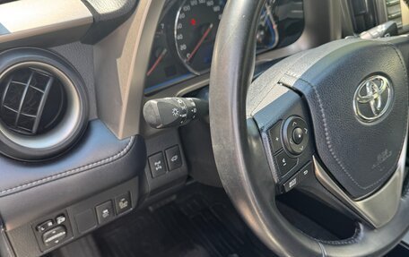Toyota RAV4, 2013 год, 1 950 000 рублей, 2 фотография
