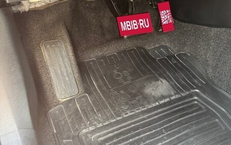 Toyota RAV4, 2013 год, 1 950 000 рублей, 5 фотография