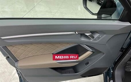 Audi Q3, 2024 год, 4 267 000 рублей, 9 фотография