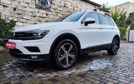 Volkswagen Tiguan II, 2017 год, 2 830 000 рублей, 8 фотография