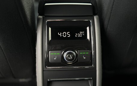 Skoda Superb III рестайлинг, 2014 год, 1 338 000 рублей, 24 фотография